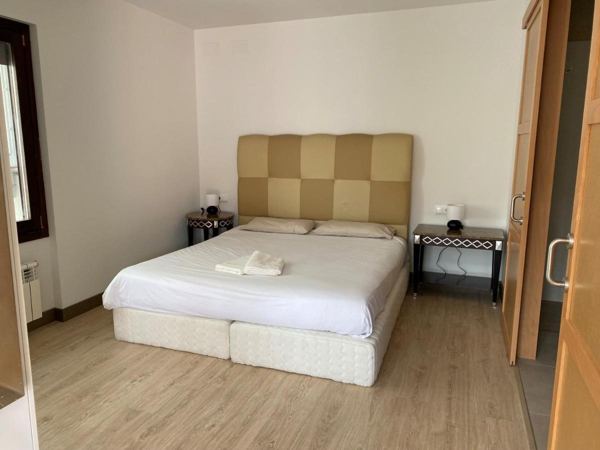 Apartamento Acogedor Sant Joan de les Abadesses Eksteriør bilde